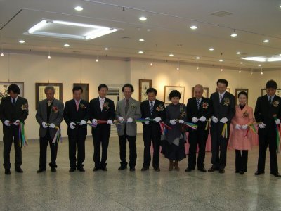 안동지부 회원전 테이프컷핑